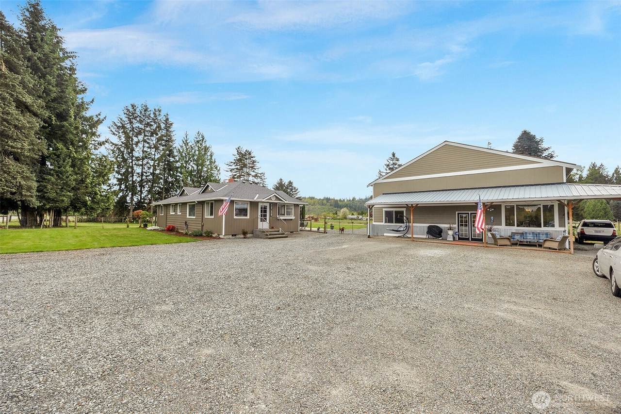 11232 159th Avenue - Photo 1