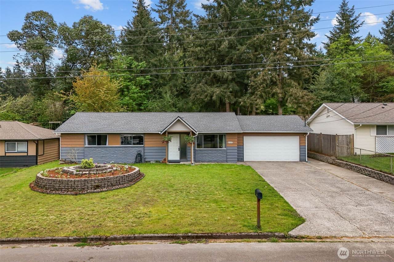 2335 342nd Street - Photo 1