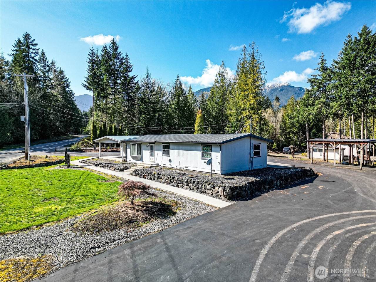 3962 Deer Park Road - Photo 1