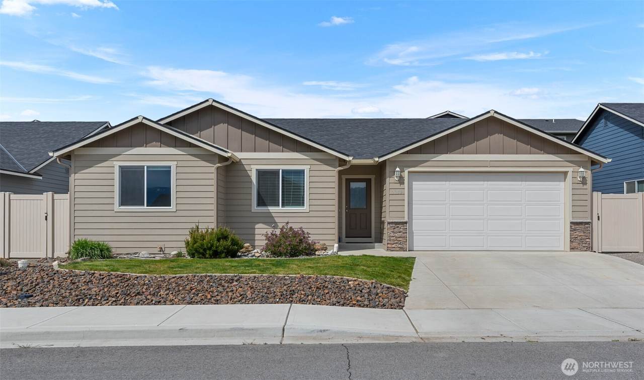 2259 Mystical Loop - Photo 1