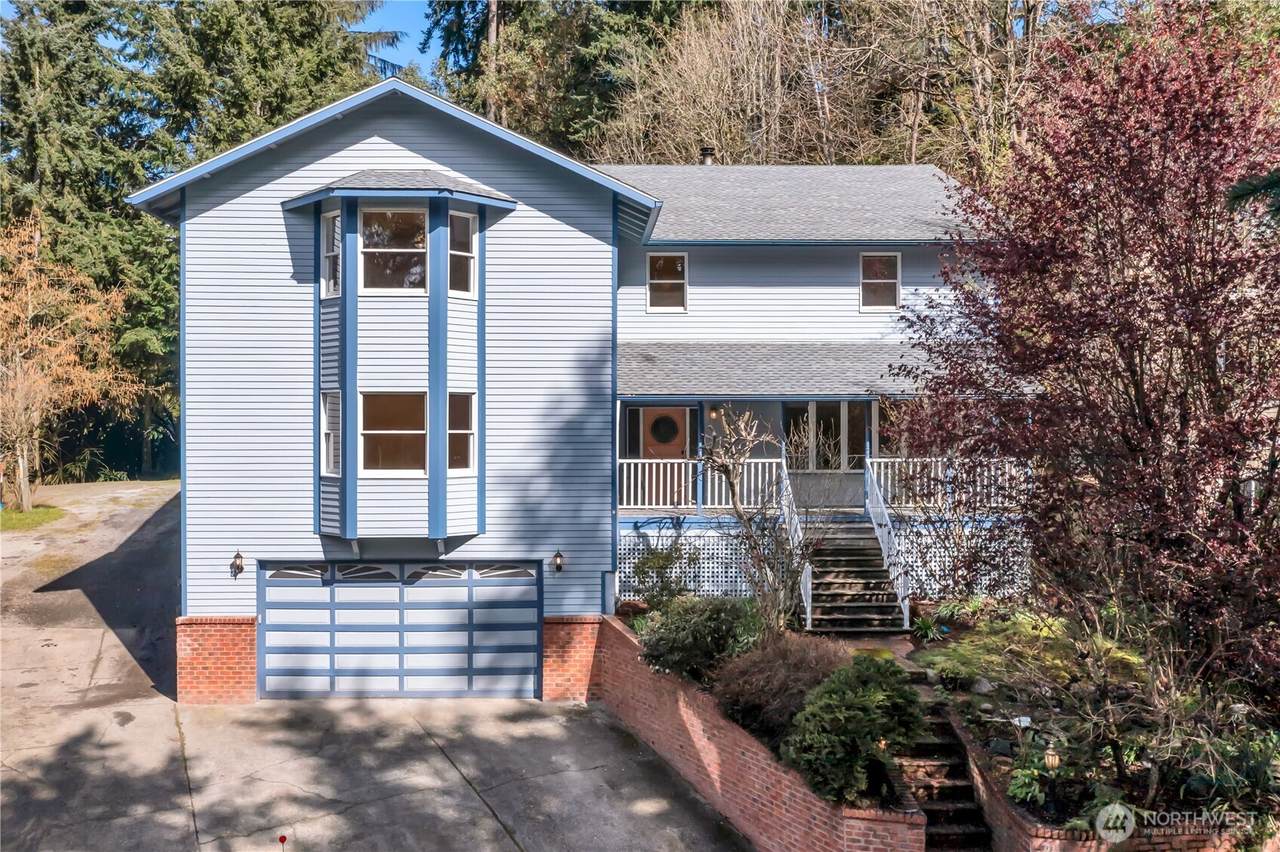1622 140th Street - Photo 1