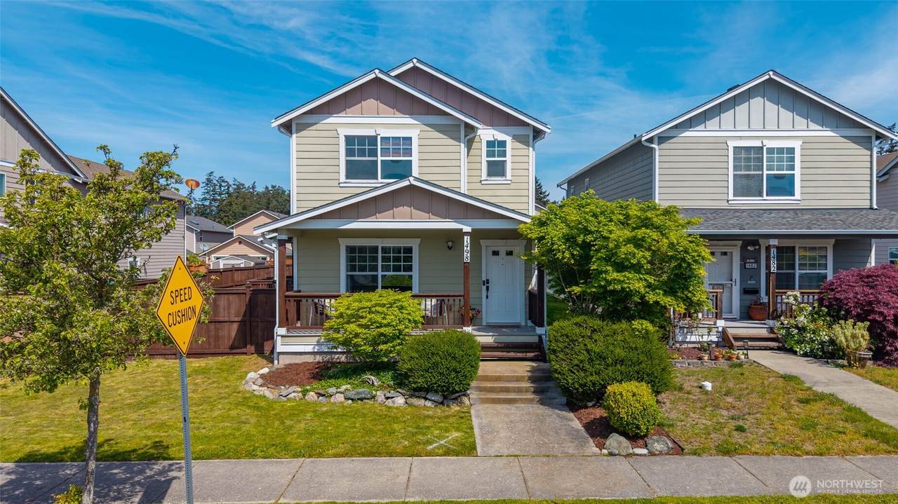 1498 5th Avenue - Photo 1