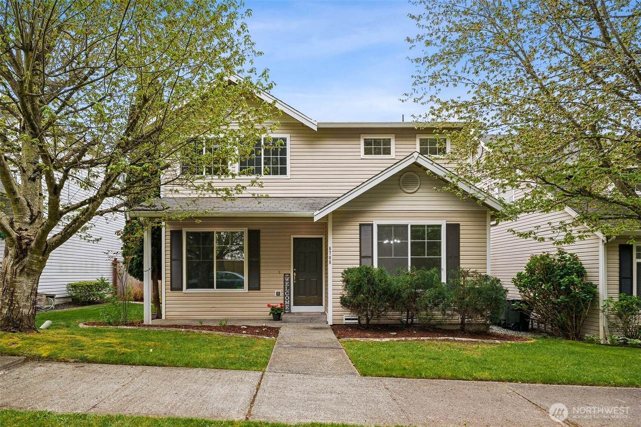 8708 132nd Street - Photo 1