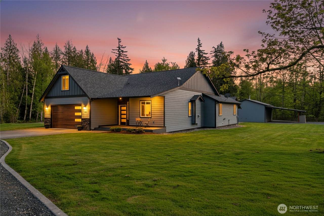 547 Smith Road - Photo 1