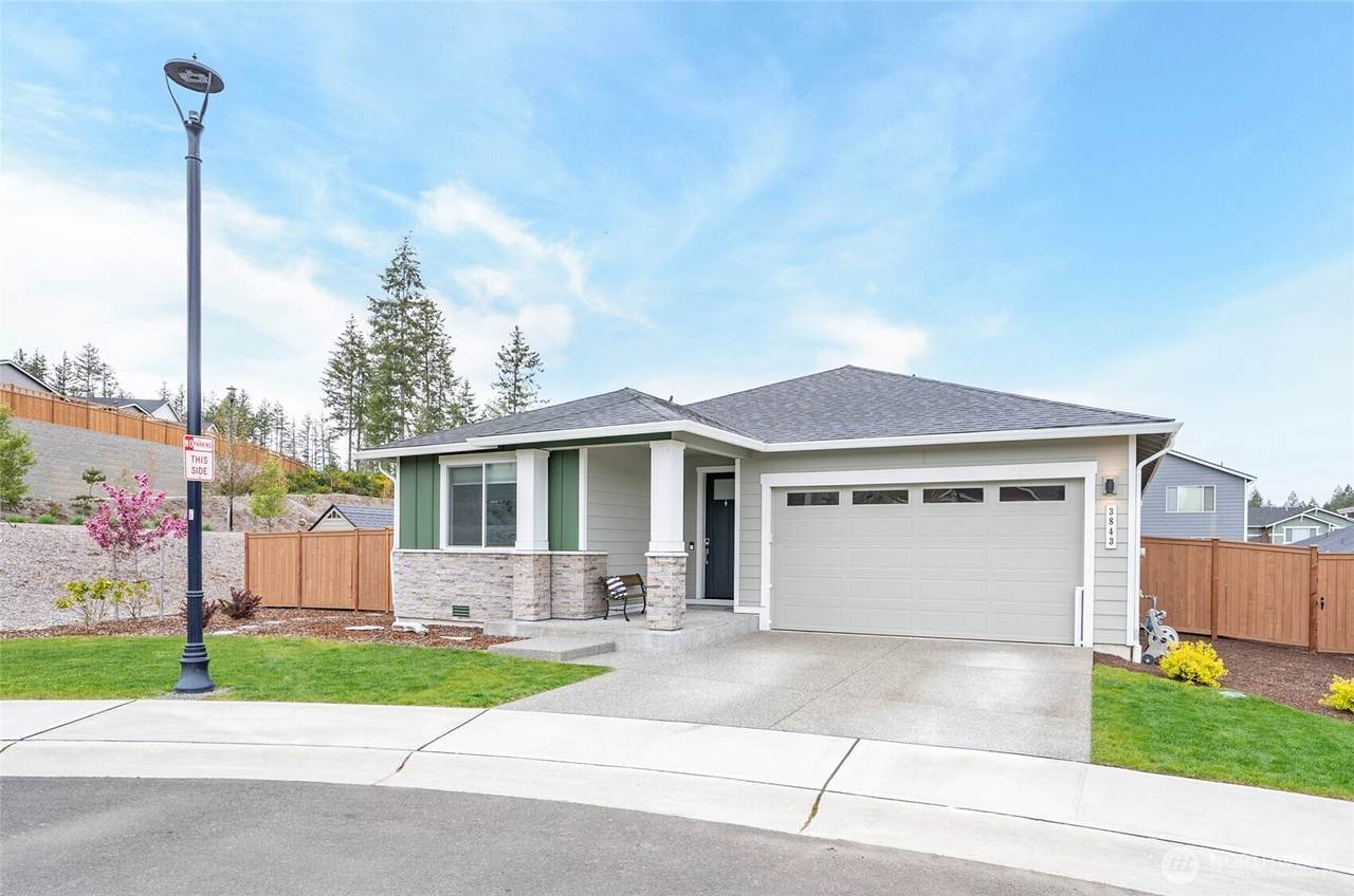 3843 Sylvia Court - Photo 1