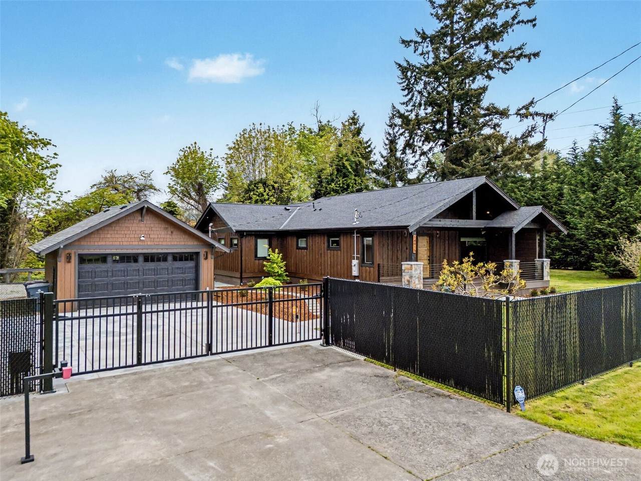 14915 80th Street - Photo 1