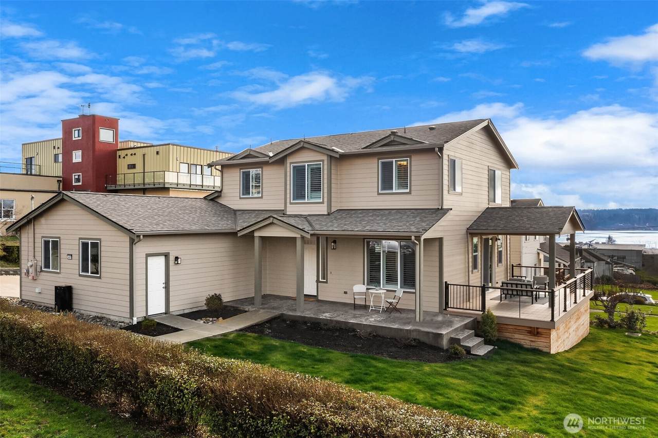 2401 16th Street - Photo 1