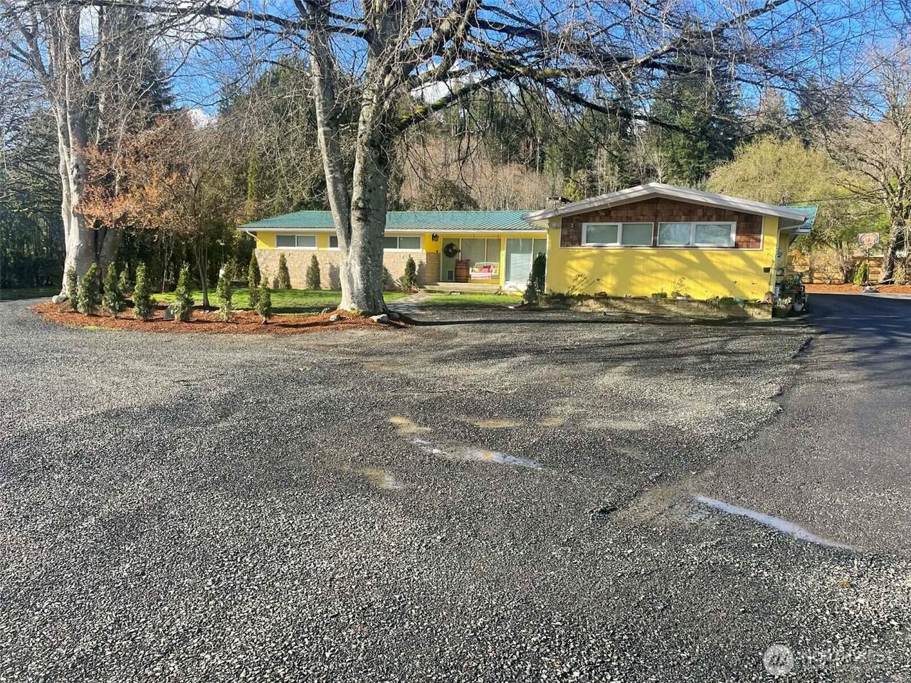 310 Pine Street - Photo 1