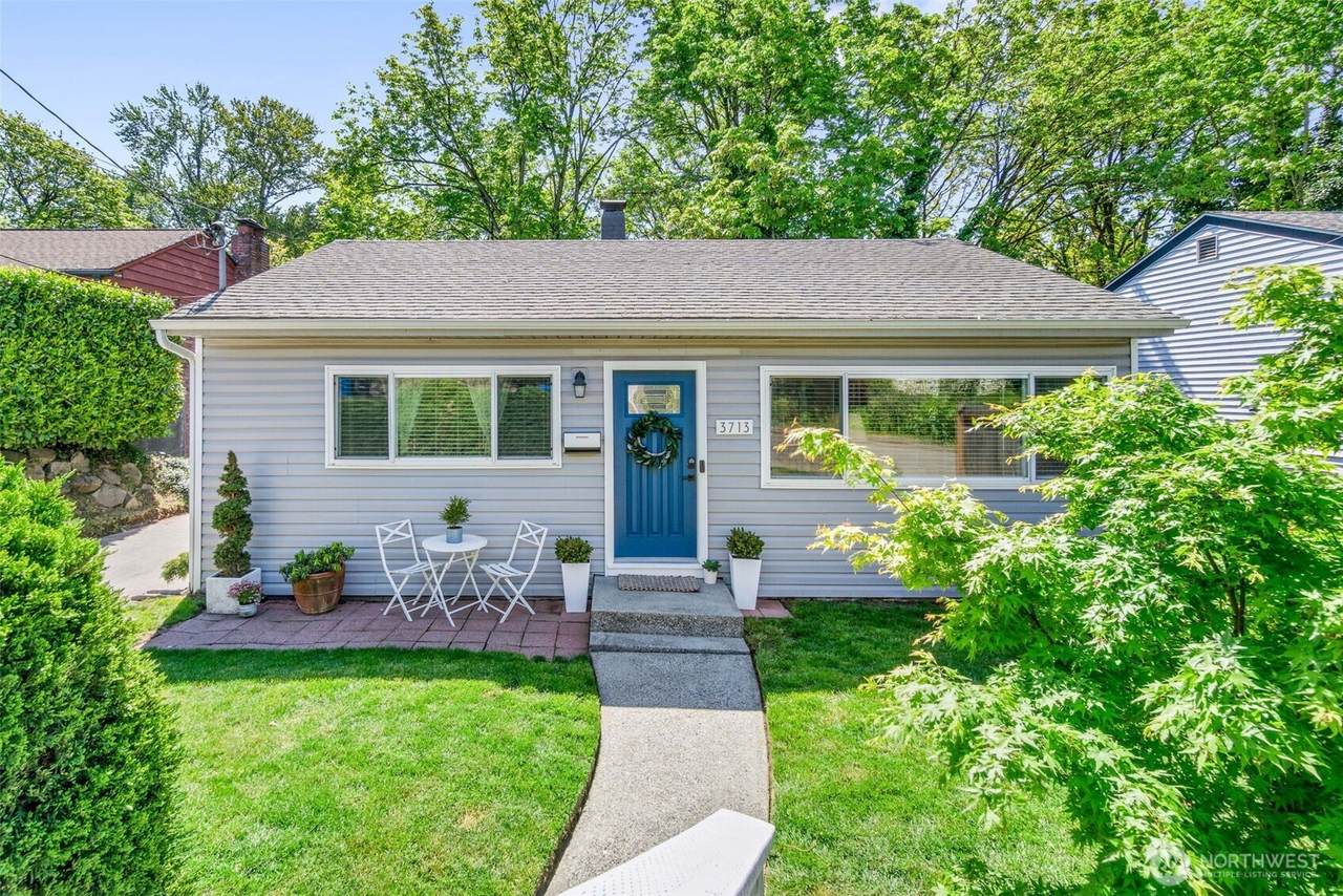 3713 Burns Street - Photo 1