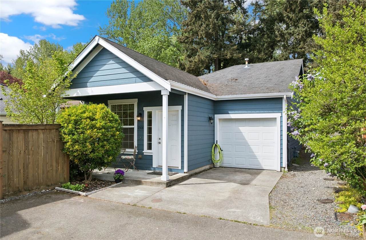 11308 6th Avenue - Photo 1