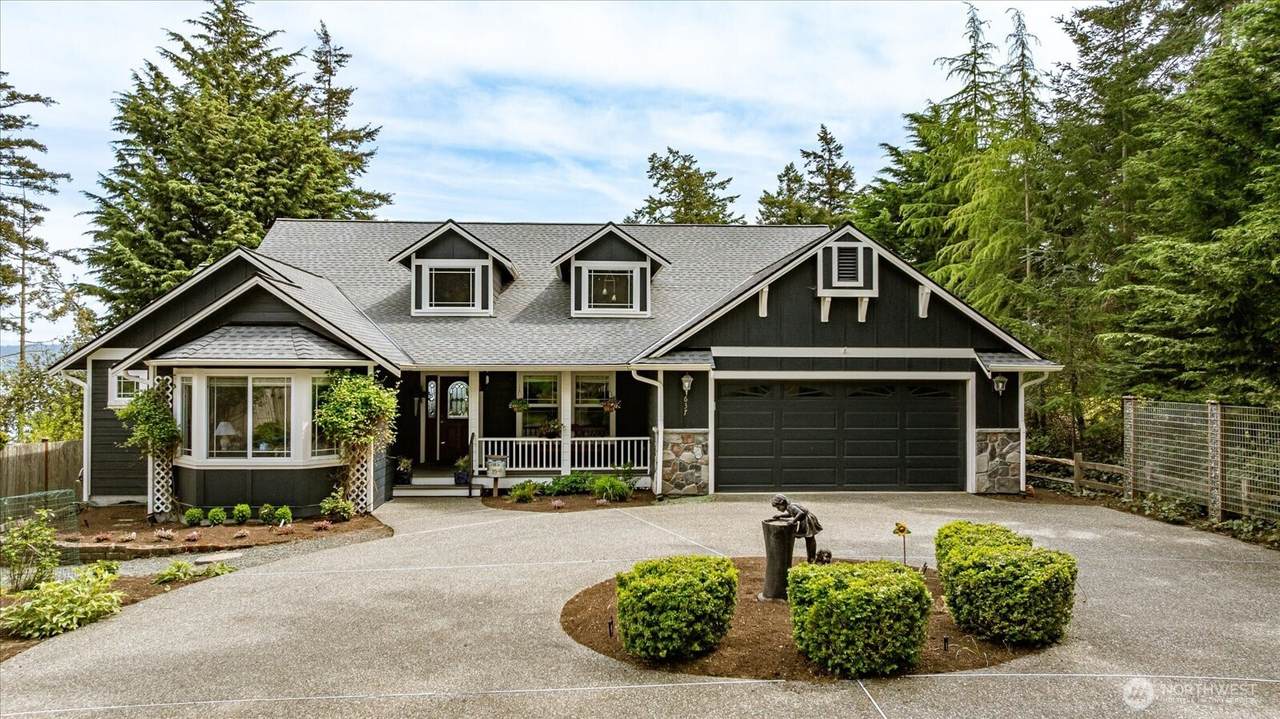 637 Race Road - Photo 1