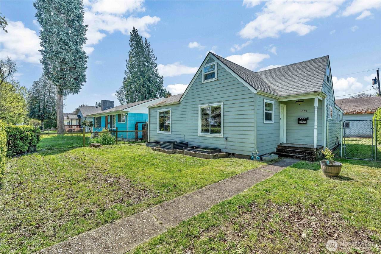 1629 7th Avenue - Photo 1