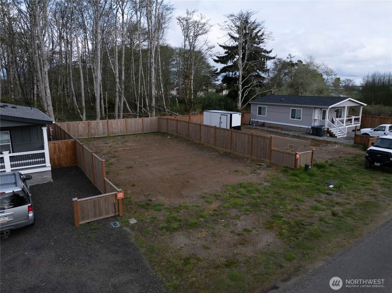 606 2nd Street - Photo 1