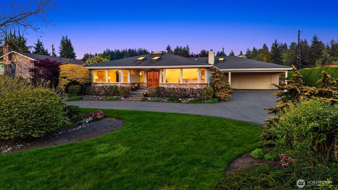 928 Mountain Lane - Photo 1