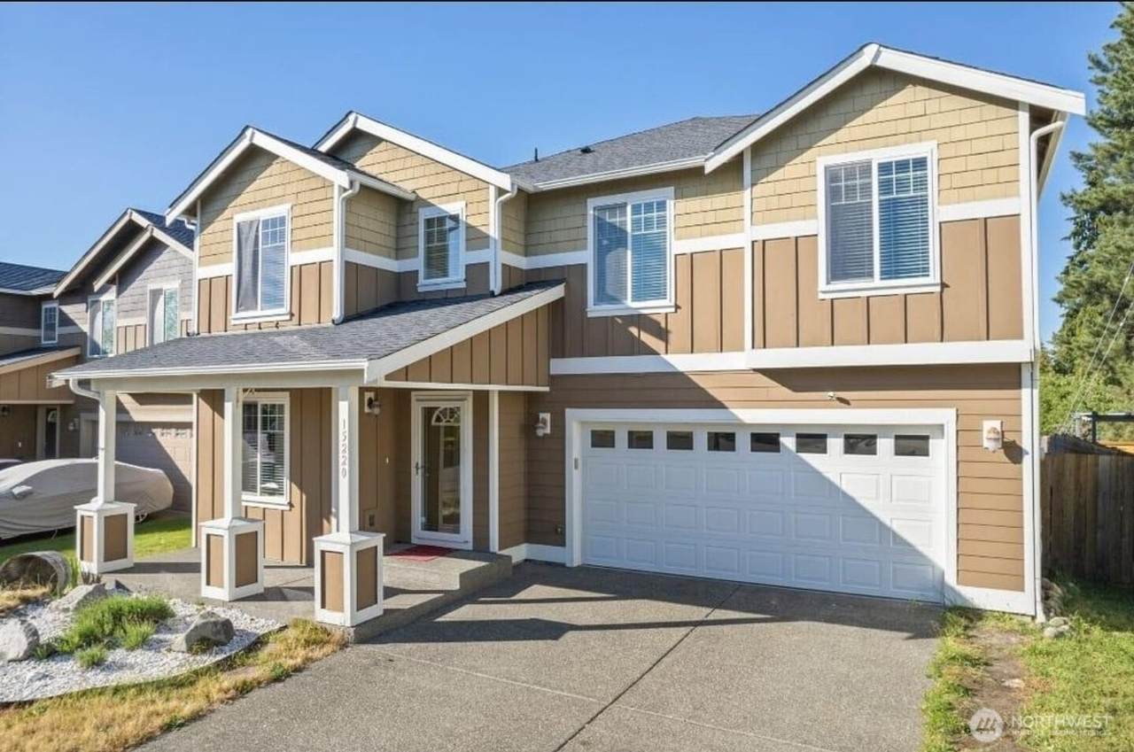 15220 100th Avenue - Photo 1