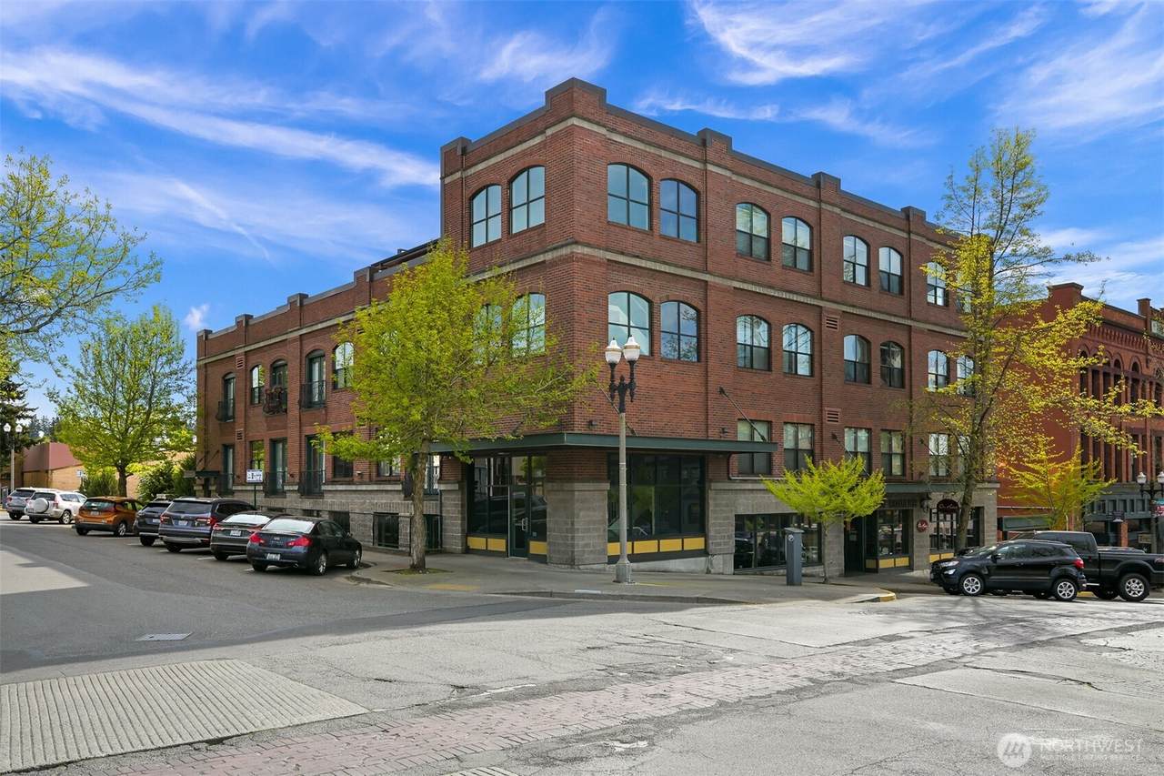 1224 Harris Avenue - Photo 1