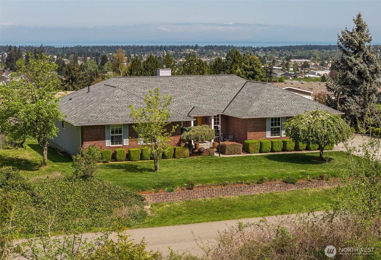 608 Reservoir Road - Photo 1