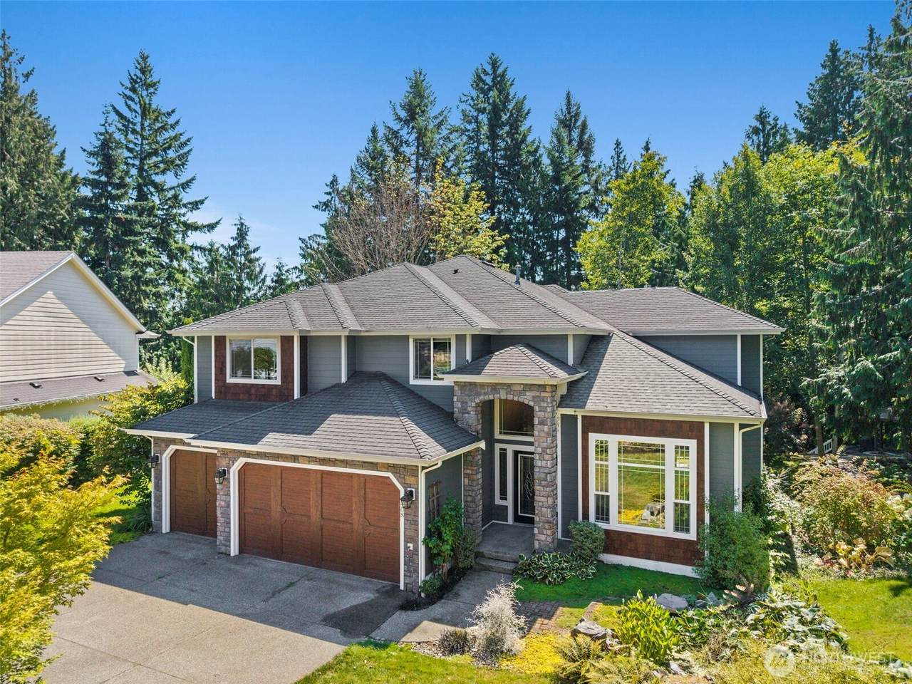 6408 179th Avenue - Photo 1