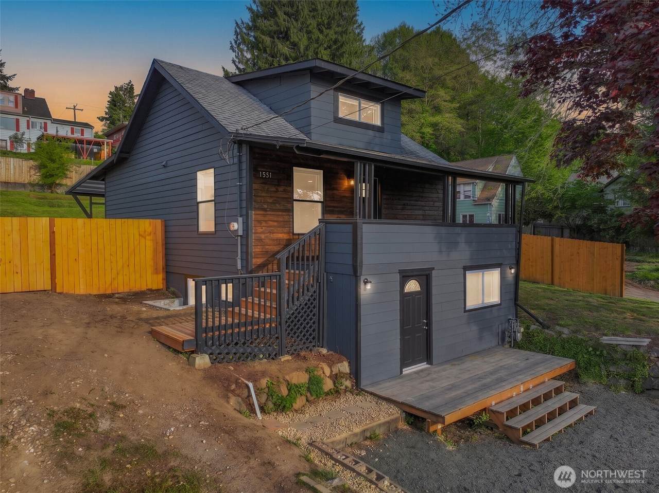 1551 Callow Avenue - Photo 1