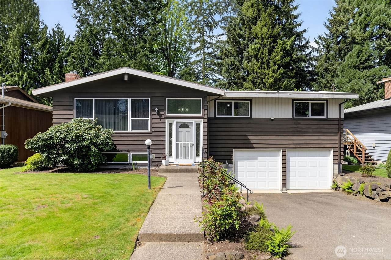 13321 28th Avenue - Photo 1