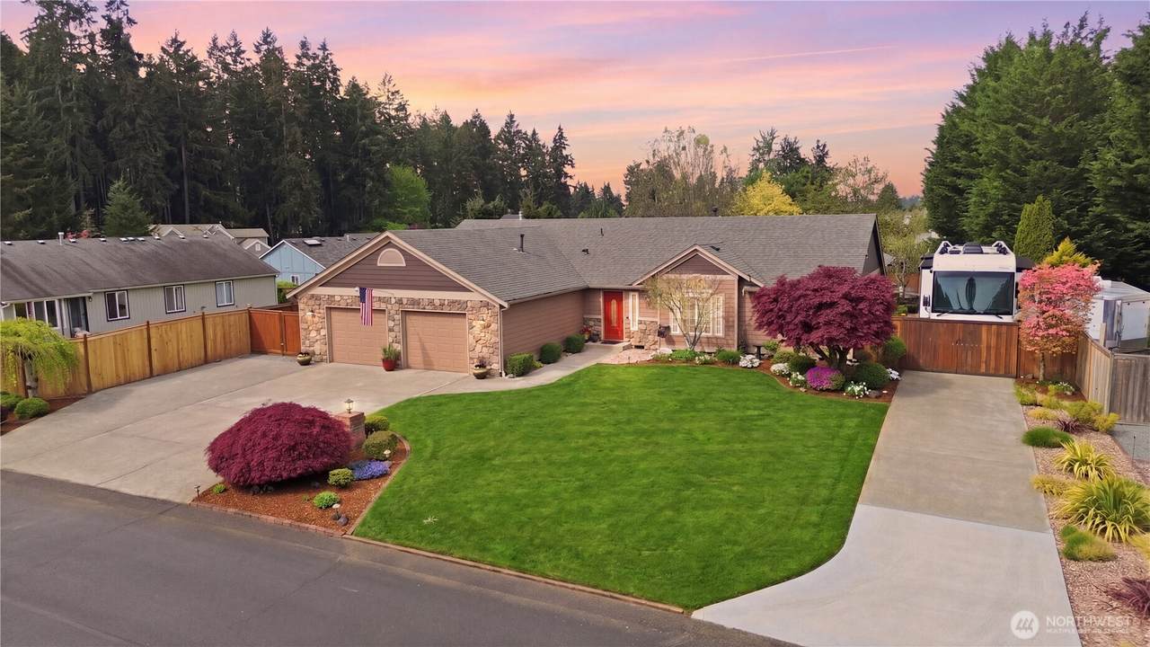 19412 110th Avenue Ct - Photo 1