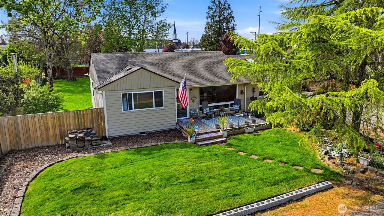 2016 63rd Avenue - Photo 1