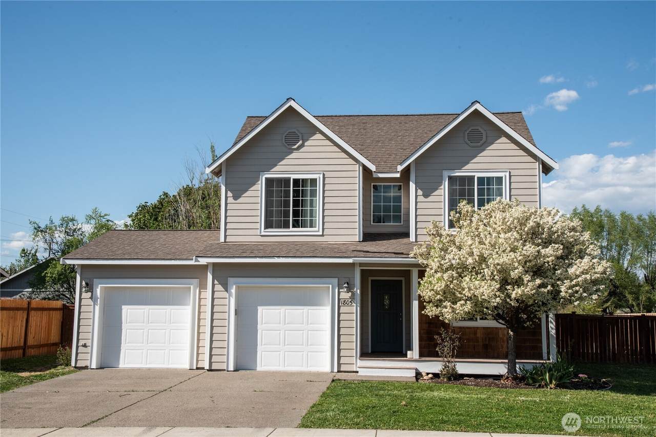 1805 14th Avenue - Photo 1