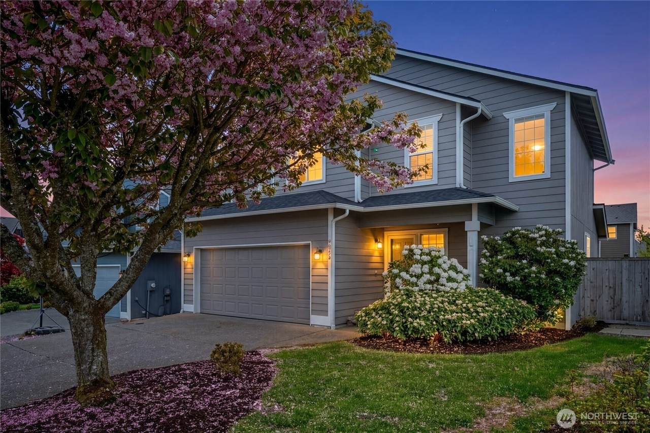 1016 99th Street - Photo 1