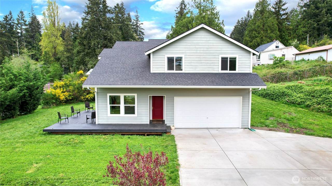1521 Bertha Avenue - Photo 1