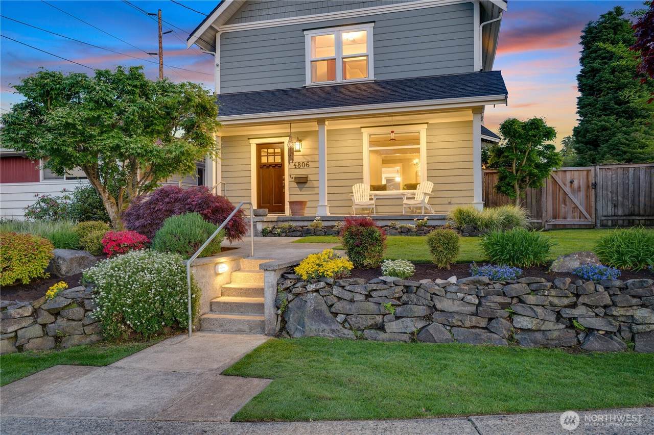 4806 12th Street - Photo 1