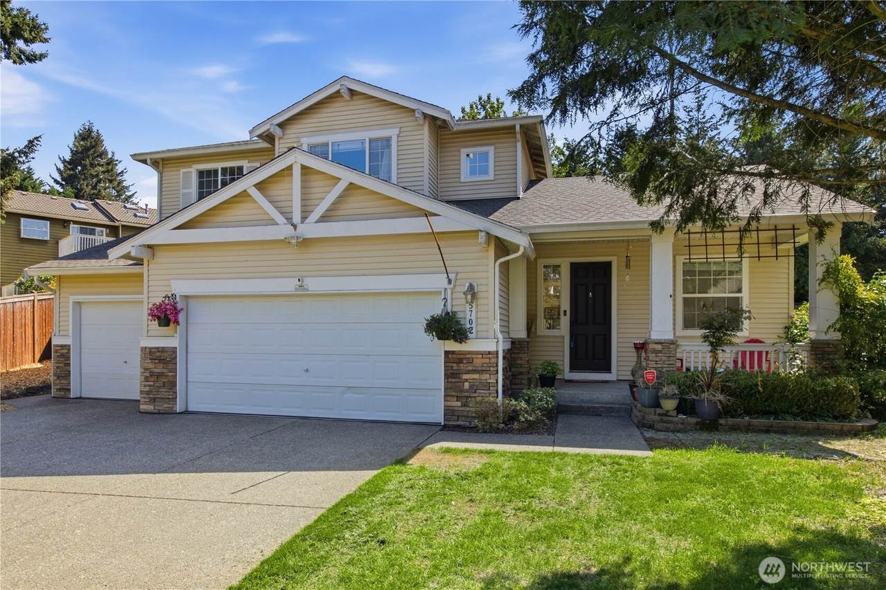 5702 Hazel Loop - Photo 1