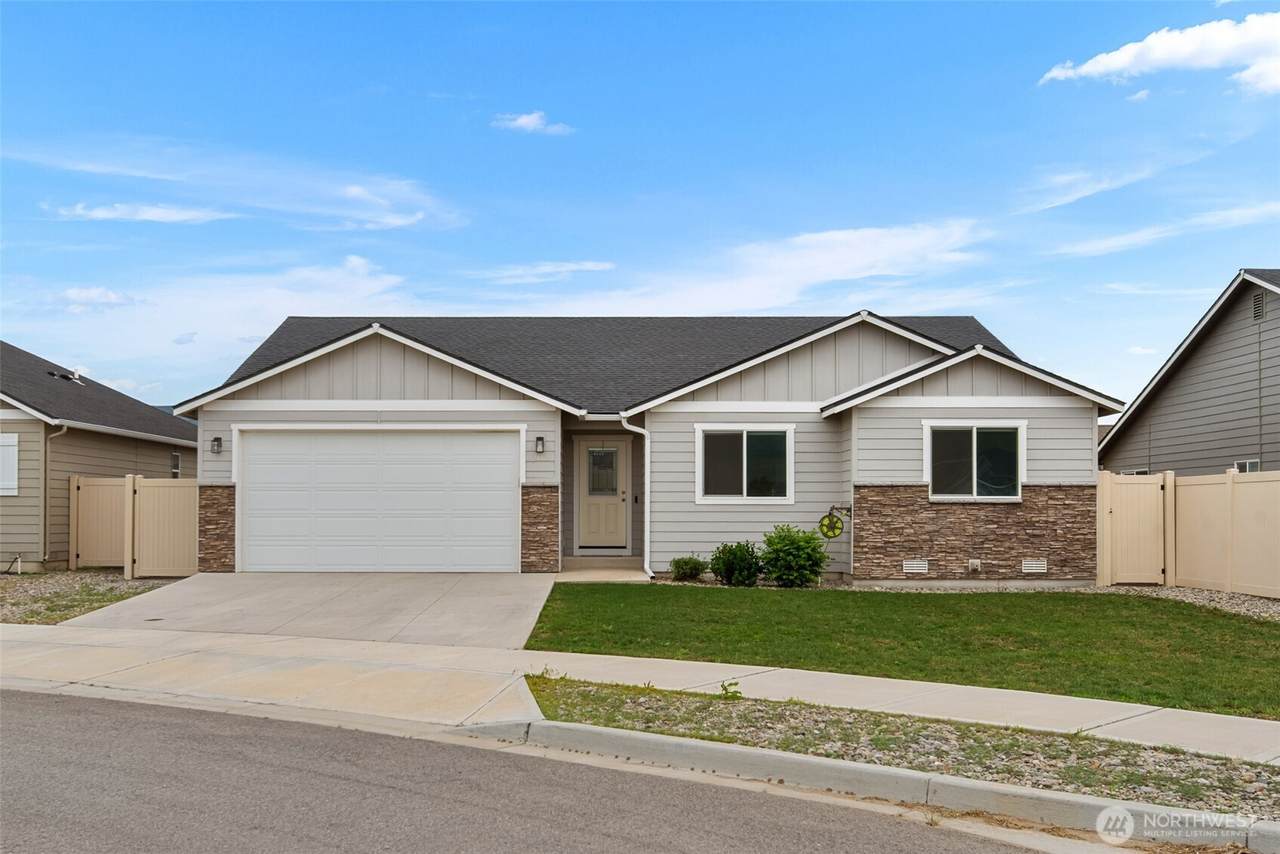 282 Emma Drive - Photo 1