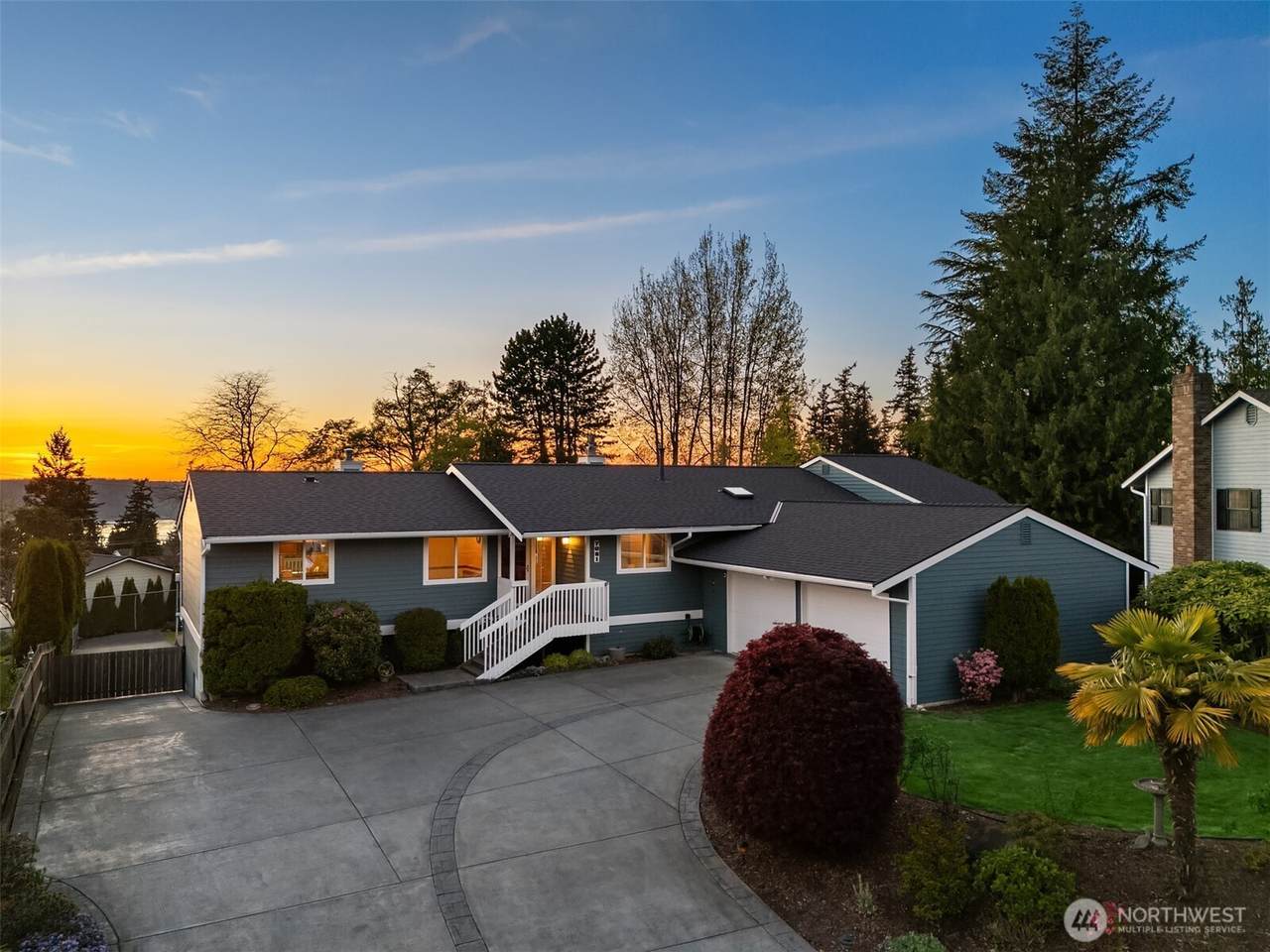 7081 47th Avenue - Photo 1