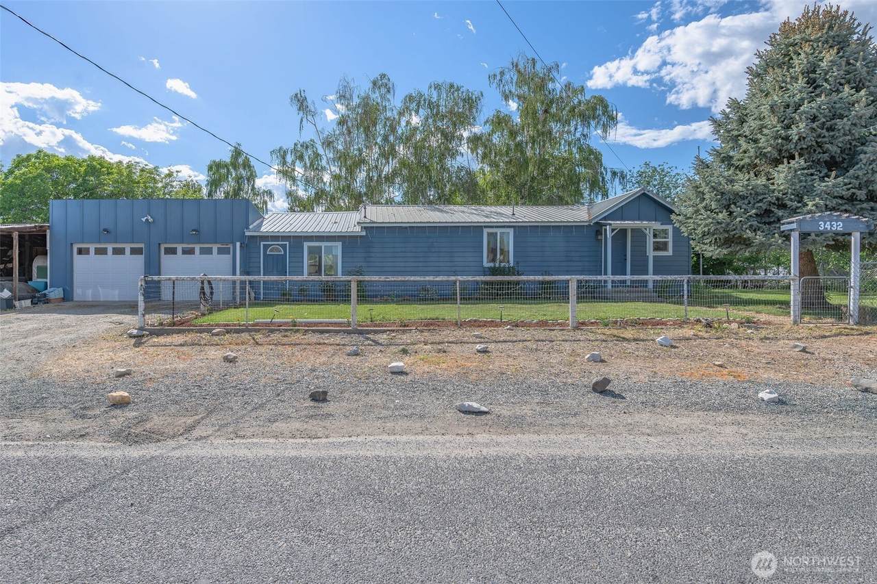 3432 Bainard Road - Photo 1