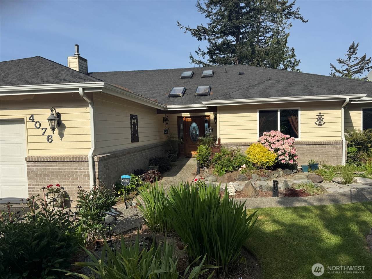 4076 S Camano Drive - Photo 1