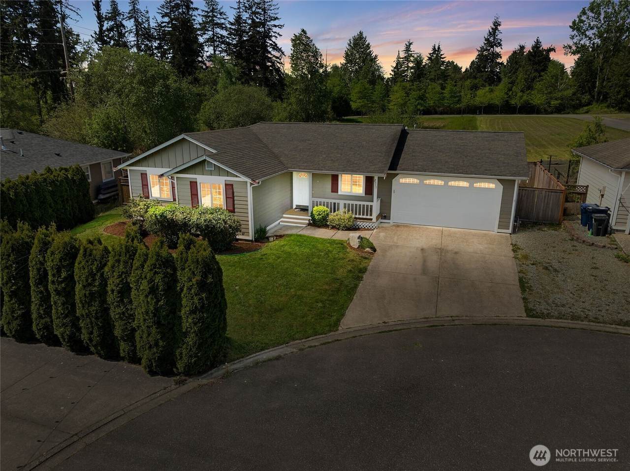 2511 30th Street - Photo 1