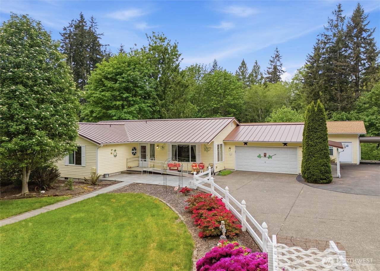 6201 Mile Hill Drive - Photo 1