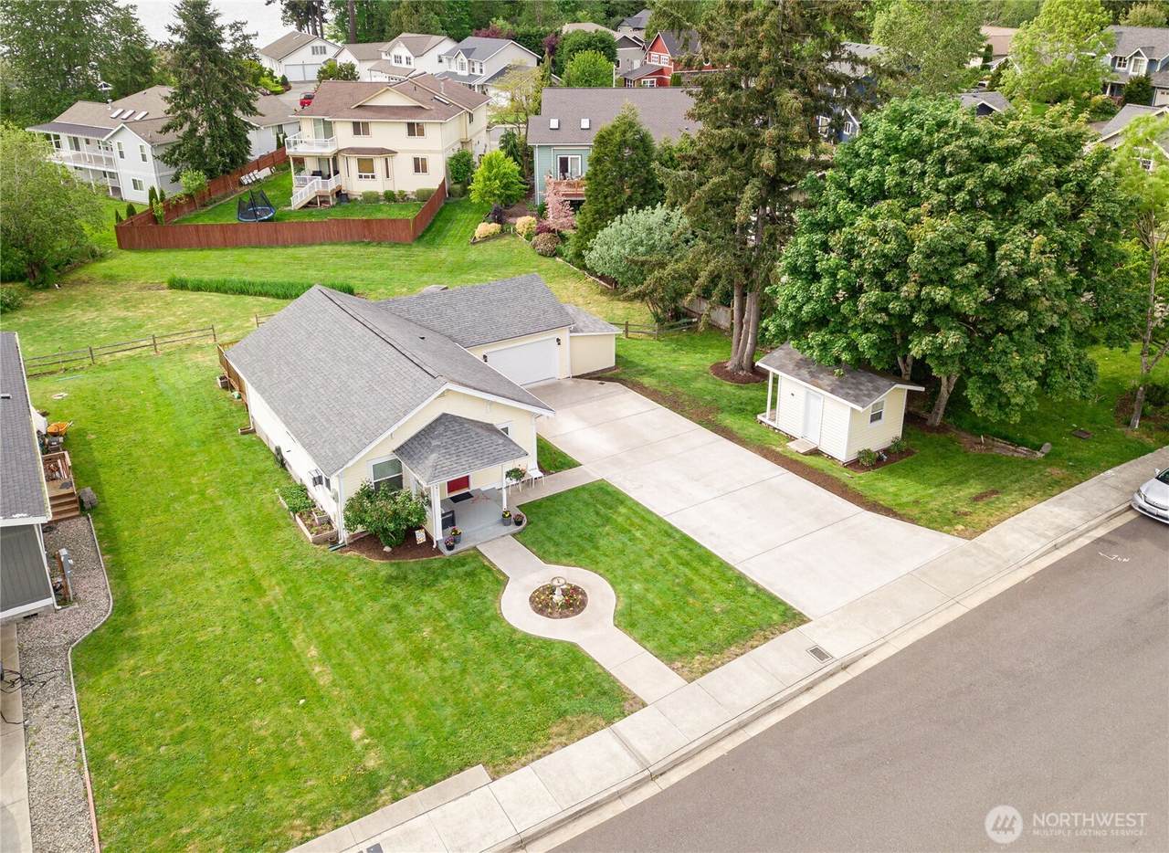 2411 Dodd Street - Photo 1