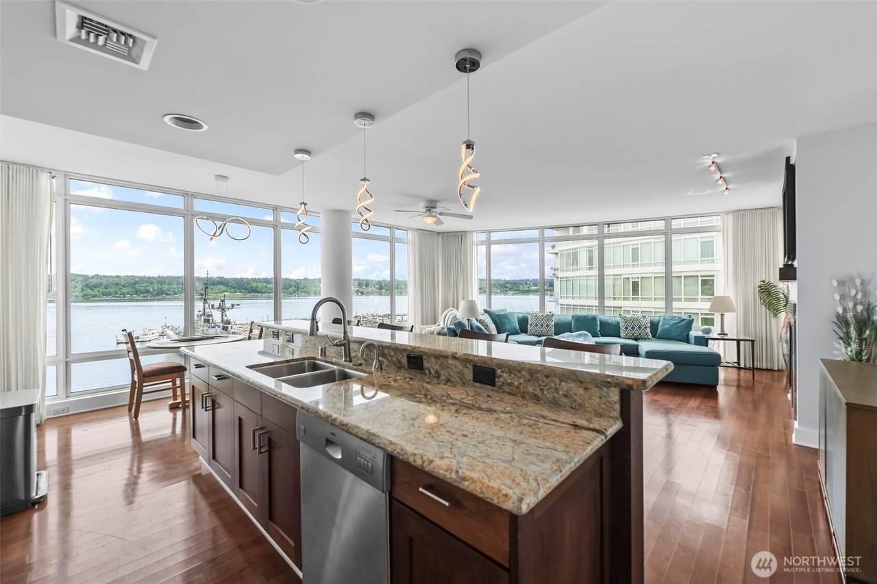360 Washington Avenue - Photo 1