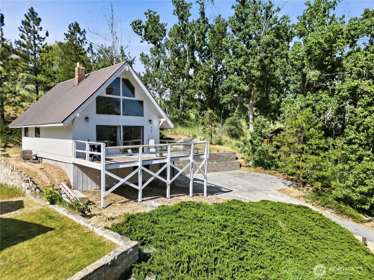410 Shady Lane - Photo 1