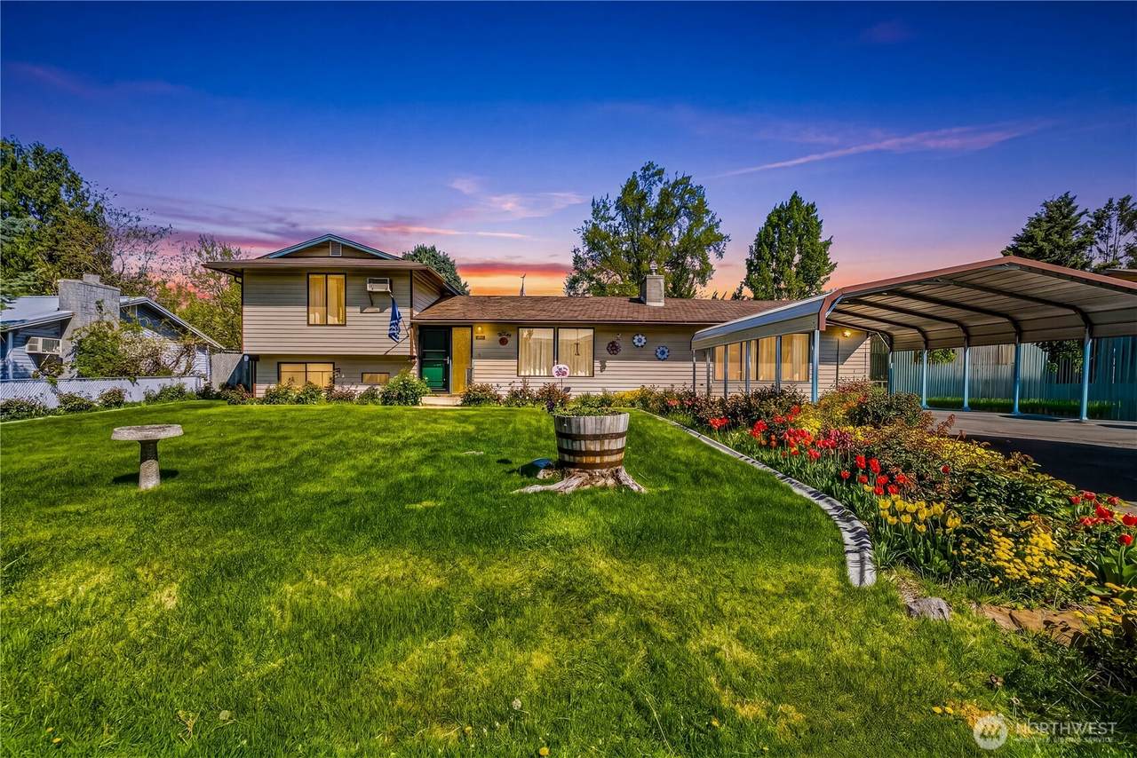 811 Ella Street - Photo 1