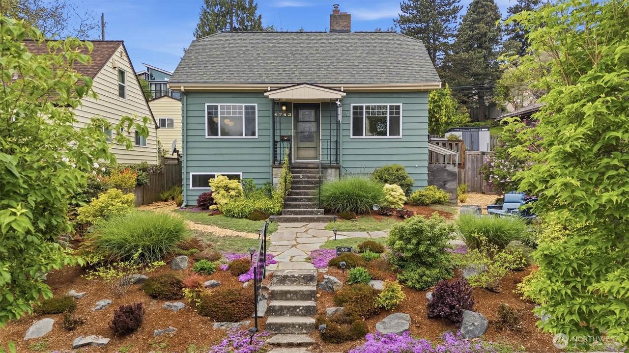 4743 50th Avenue - Photo 1