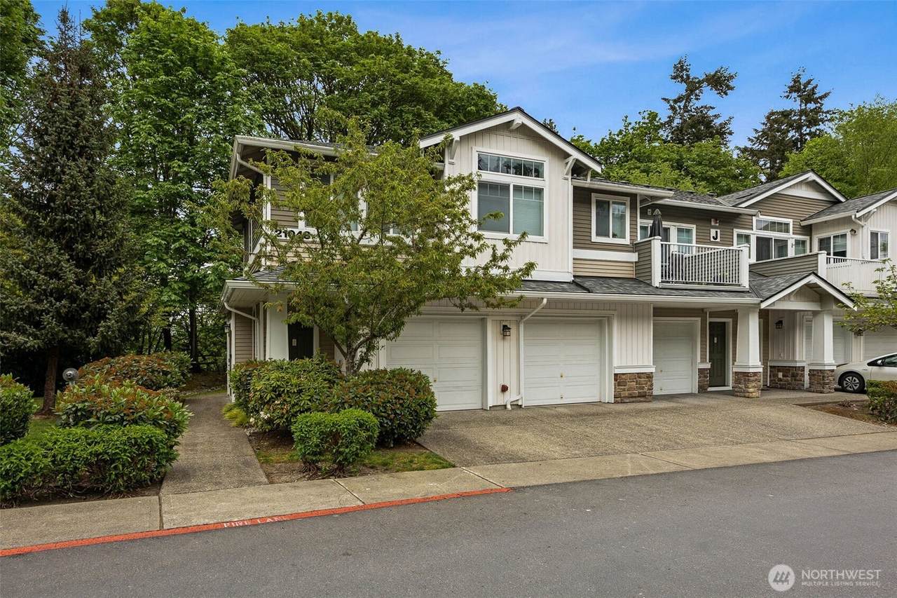 21048 40th Place - Photo 1