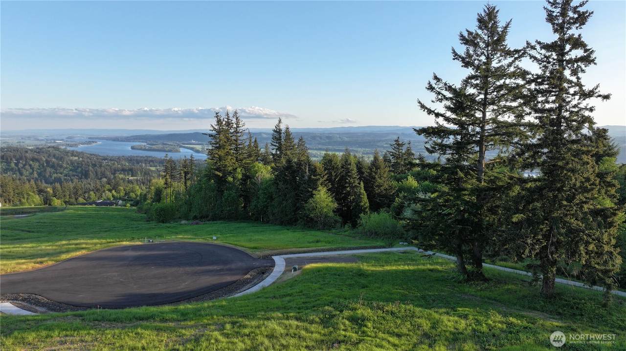 https://bt-photos.global.ssl.fastly.net/nwmls/1280_boomver_1_2521235-1.jpg