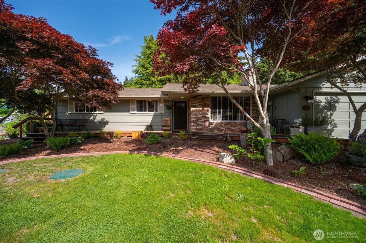 2114 Cedar Hills Drive - Photo 1