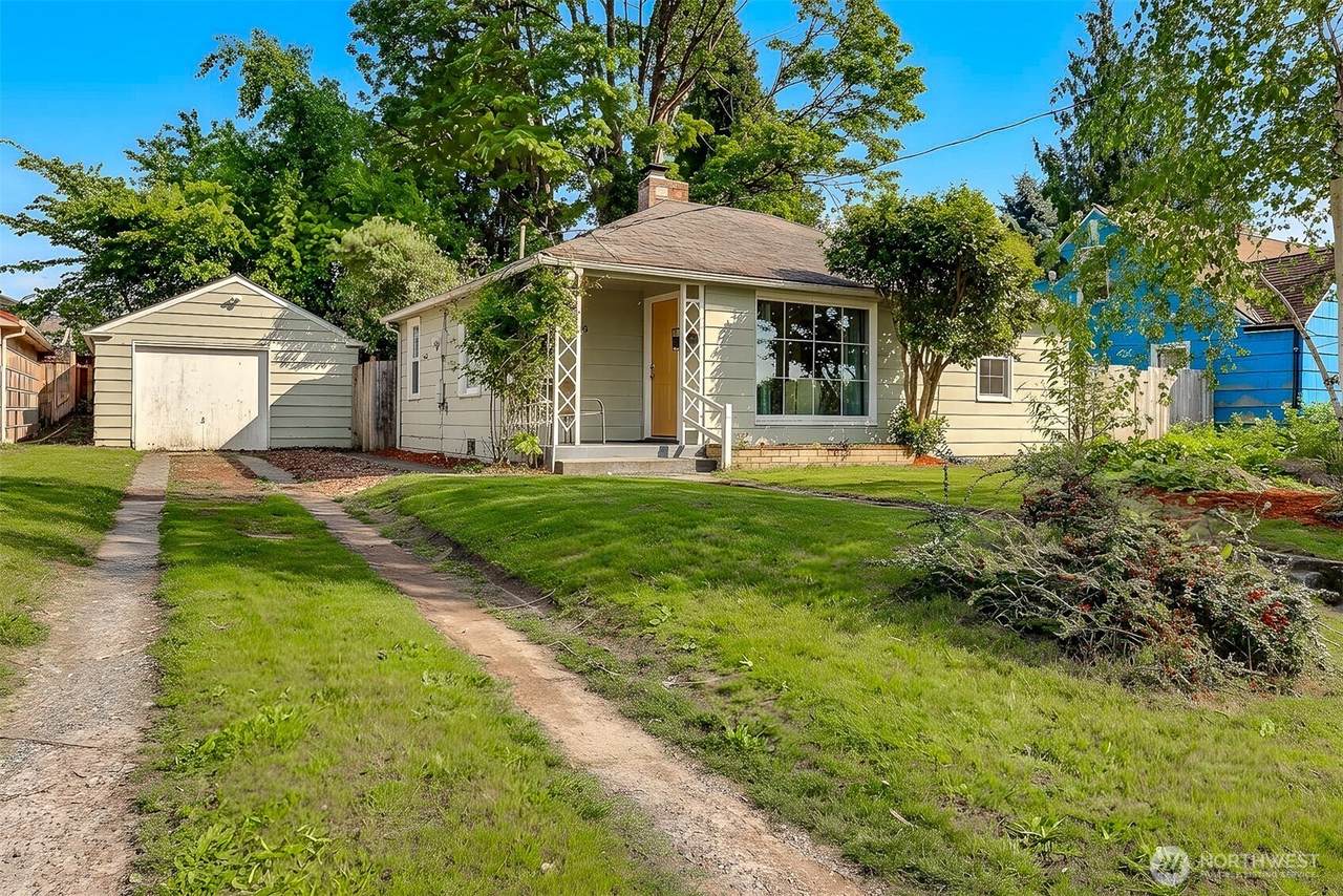 12238 76th Avenue - Photo 1