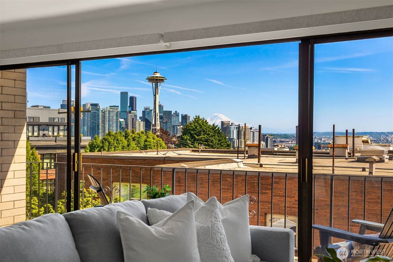 1001 Queen Anne Avenue - Photo 1