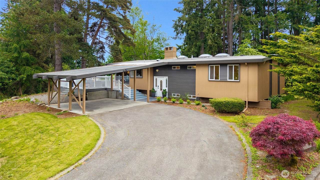 16559 45th Place - Photo 1