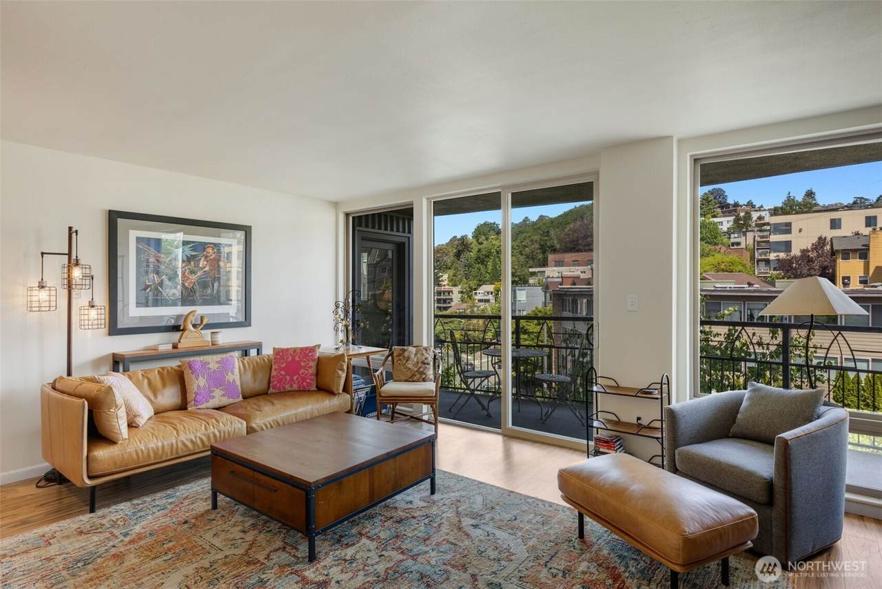 507 Mercer Street - Photo 1