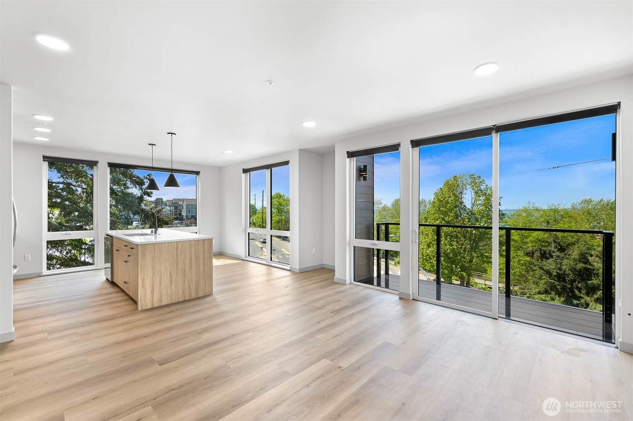 820 State Street - Photo 1